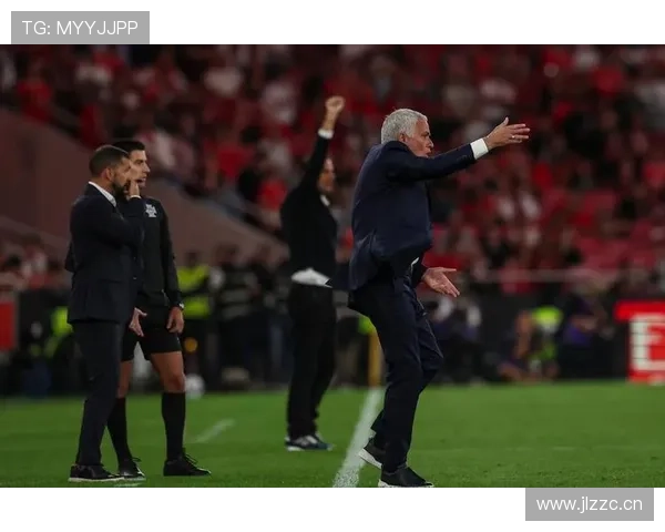 穆里尼奥如何重塑中场，提升球队统治力与创造力的分析