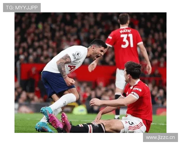 尤尔根·廷伯本赛季英超表现稳健，防守数据持续提升