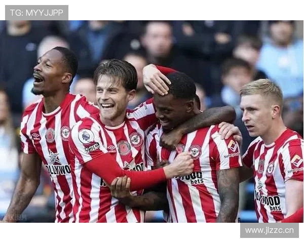 阿尔瓦雷斯与努涅斯：效率与冲击力对比分析