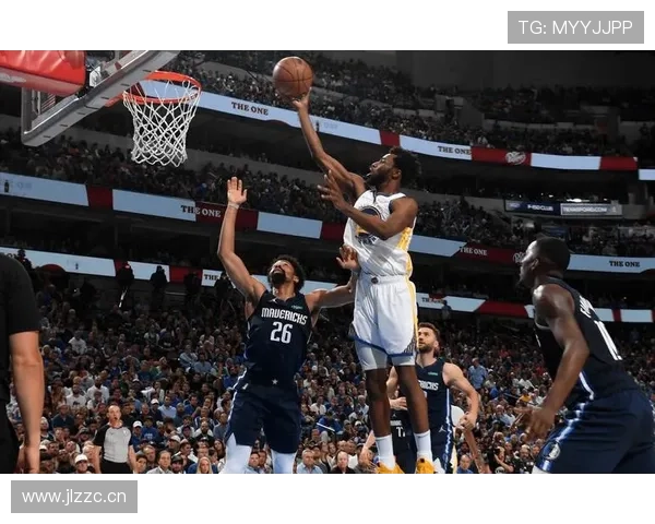 无球切入为库里造空，威金斯较以往更稳拉开空间